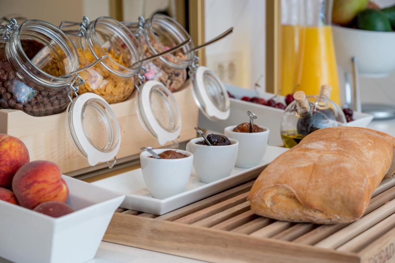 Buldero Boutique Hotel บุดวา ภายนอก รูปภาพ