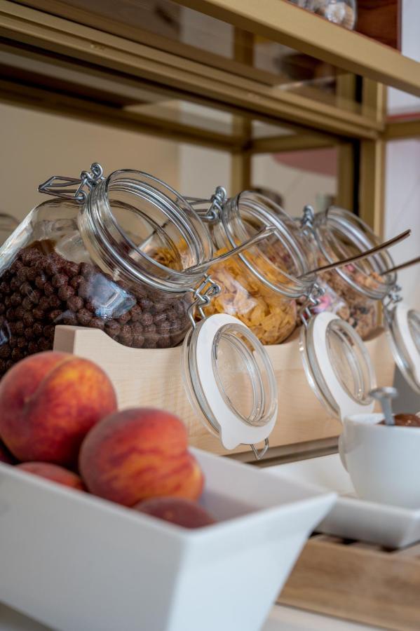 Buldero Boutique Hotel บุดวา ภายนอก รูปภาพ